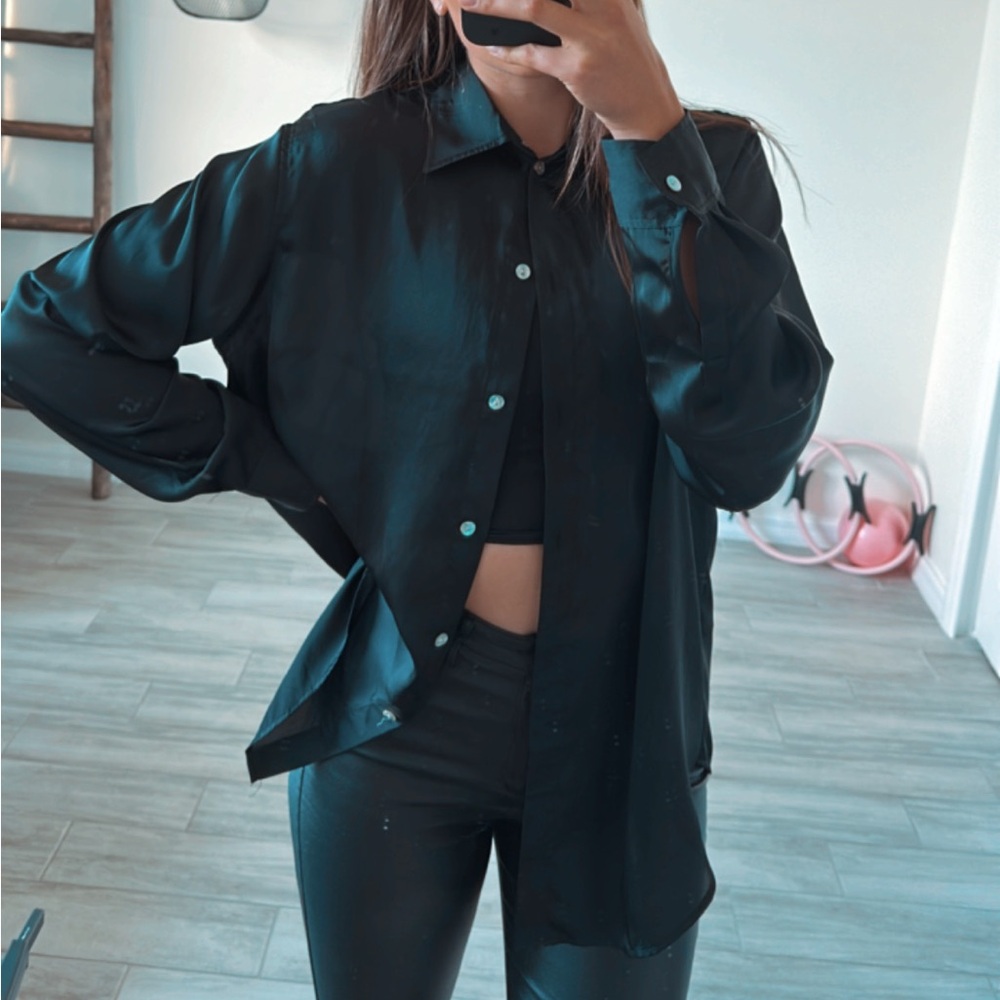 H&M Black Blouse / Size Small
